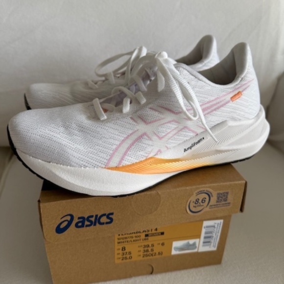 Asics Women's Running Shoes - Picture 1 of 1